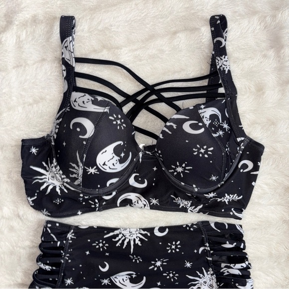 Dress Lily Celestial Sun & Moon Bikini Set Padded Top & High Waist Bottoms - Picture 2 of 7